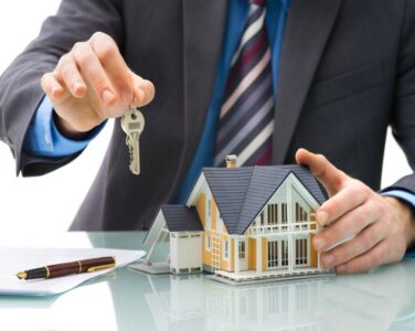 Юрист и адвокат по недвижимости