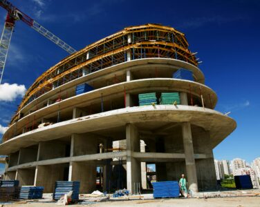 Assessment of legal risks in construction