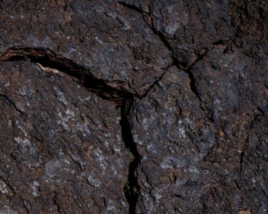 Cracks After Renovation: How to Understand If Your Building Is at Risk
