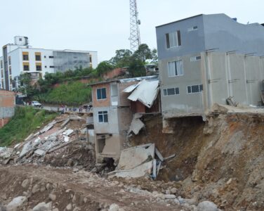 Soil Sinkhole Near a Building: Causes, Dangers, and Repair Methods