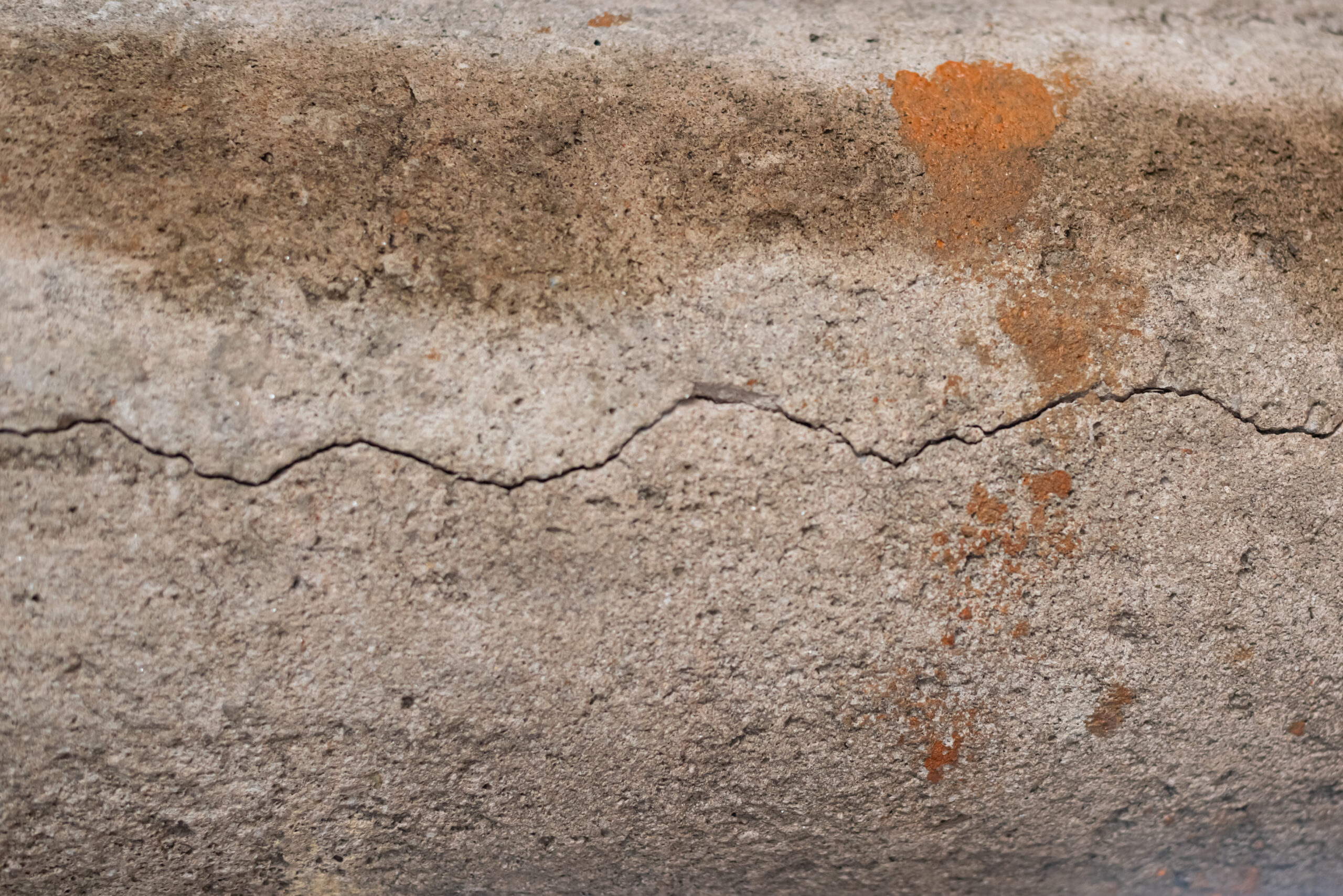 Horizontal Foundation Crack: Meaning and Remediation