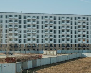 Техническое обследование зданий в Николаеве: оценка состояния конструкций в условиях прибрежной зоны и последствий боевых действий