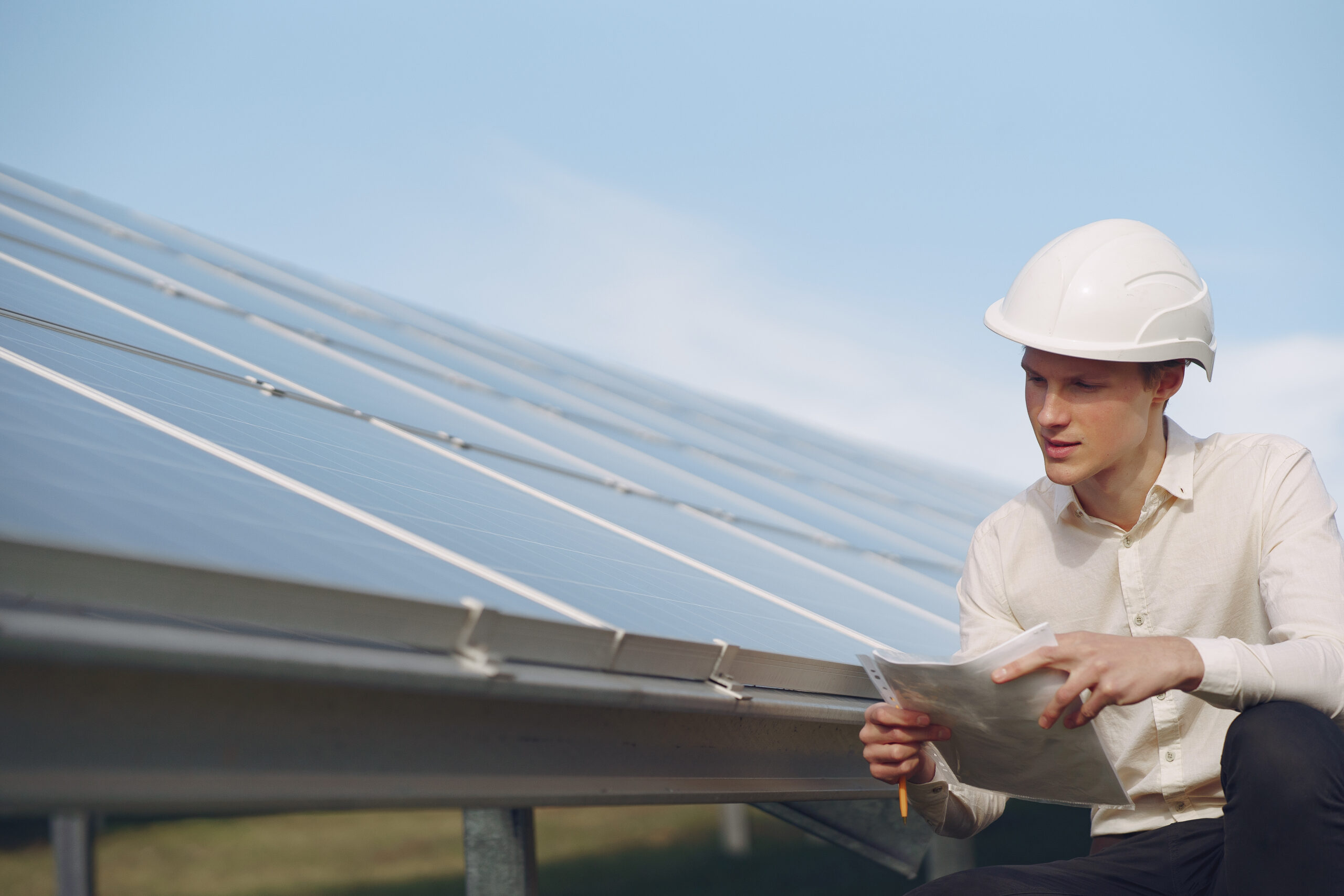 Roof Inspection Before Installing a Solar Power Station in Zaporizhzhia: Protection of Industrial and Commercial Investments
